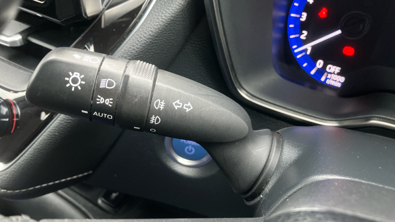 Toyota Corolla 1.8 VVT-i Hybrid Icon Tech 5dr CVT Hybrid Estate